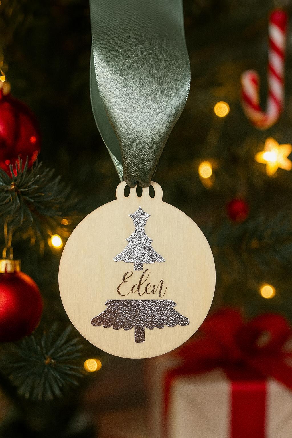 Boules de Noël en bois personnalisables